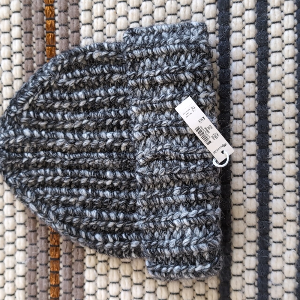 NWT Madewell marled chunky beanie - Picture 3 of 3